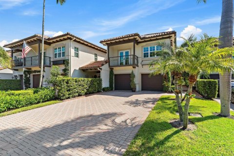 Adosado en venta en North Palm Beach, Florida, 4 dormitorios, 261.06 m2 № 2415823 - foto 3