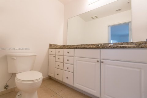 Condo in Aventura, Florida, 2 bedrooms  № 1699956 - photo 15