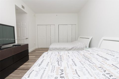 Condo in Aventura, Florida, 2 bedrooms  № 1699956 - photo 13