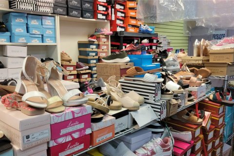 Купить коммерческую недвижимость в Хайалиа, Флорида № 1958051 - фото 16