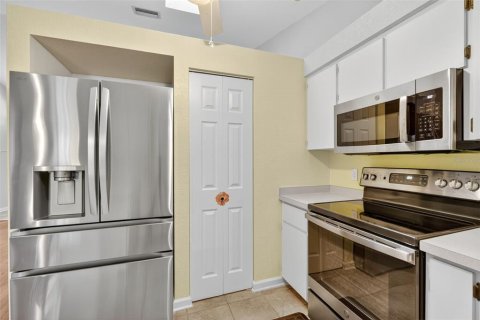 House in Punta Gorda, Florida 3 bedrooms, 147.06 sq.m. № 1907862 - photo 8