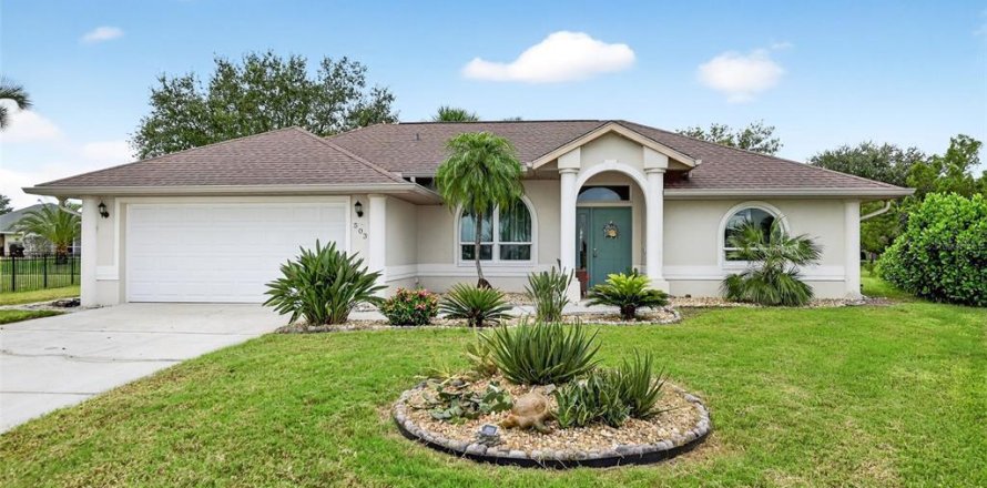 House in Punta Gorda, Florida 3 bedrooms, 147.06 sq.m. № 1907862