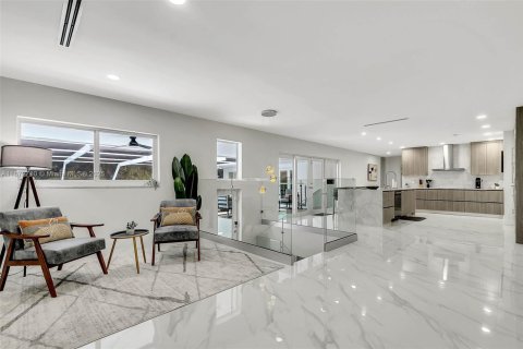 Купить виллу или дом в Пайнкрест, Флорида 5 спален, 424.38м2, № 2037381 - фото 22