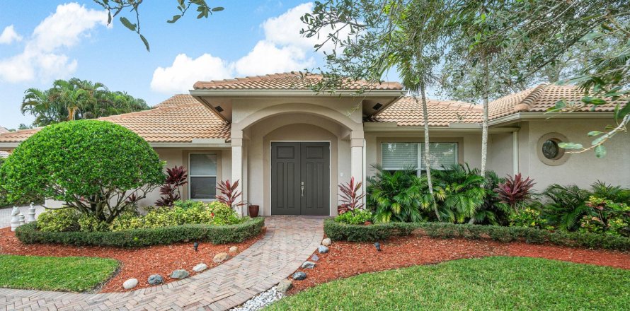 House in Palm Beach Gardens, Florida 4 bedrooms, 292.27 sq.m. № 2175955