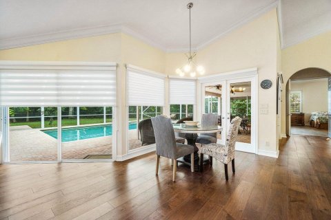 House in Palm Beach Gardens, Florida 4 bedrooms, 292.27 sq.m. № 2175955 - photo 9