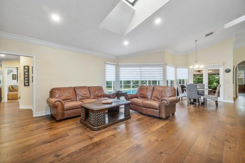 House in Palm Beach Gardens, Florida 4 bedrooms, 292.27 sq.m. № 2175955 - photo 11