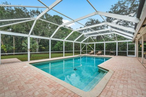 House in Palm Beach Gardens, Florida 4 bedrooms, 292.27 sq.m. № 2175955 - photo 22