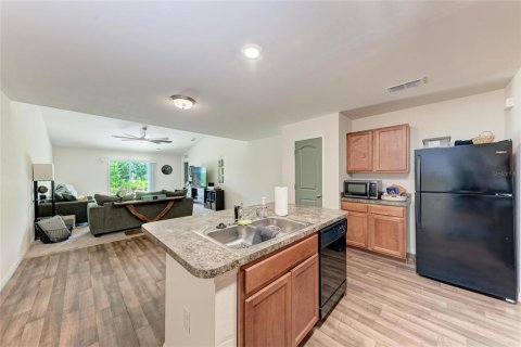 Propiedad comercial en venta en Punta Gorda, Florida, 6 dormitorios, 260.5 m2 № 1848155 - foto 9