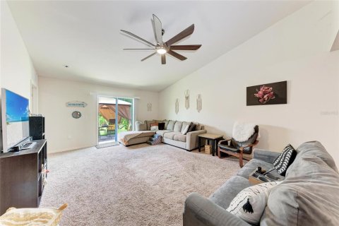Propiedad comercial en venta en Punta Gorda, Florida, 6 dormitorios, 260.5 m2 № 1848155 - foto 24