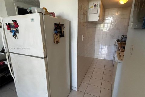 Copropriété à vendre à Miami Beach, Floride: 2337.7 m2 № 1949961 - photo 3