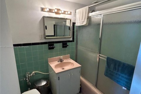 Copropriété à vendre à Miami Beach, Floride: 2337.7 m2 № 1949961 - photo 15