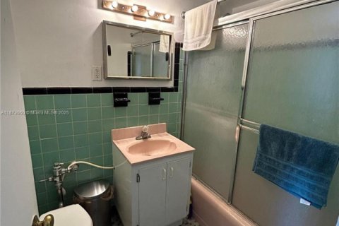 Copropriété à vendre à Miami Beach, Floride: 2337.7 m2 № 1949961 - photo 14