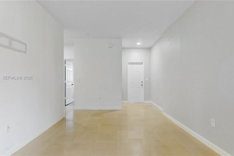 Condominio en venta en Homestead, Florida, 3 dormitorios, 110.93 m2 № 2045370 - foto 3