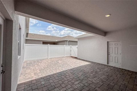 Townhouse in Orlando, Florida 3 bedrooms, 151.99 sq.m. № 2280206 - photo 29