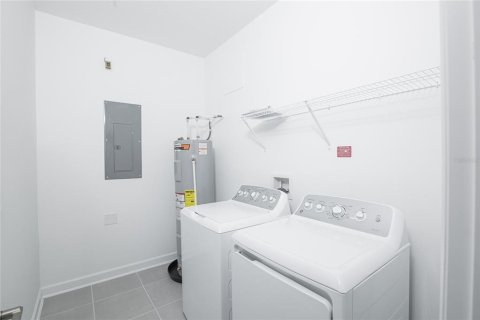 Townhouse in Orlando, Florida 3 bedrooms, 151.99 sq.m. № 2280206 - photo 11
