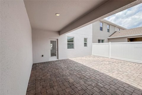 Townhouse in Orlando, Florida 3 bedrooms, 151.99 sq.m. № 2280206 - photo 28