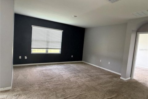 House in Edgewater, Florida 4 bedrooms, 171.5 sq.m. № 2405095 - photo 16