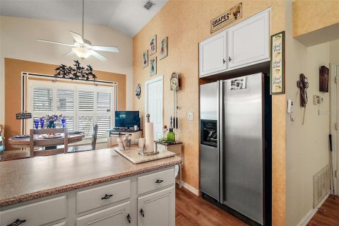 Casa en venta en Leesburg, Florida, 2 dormitorios, 210.98 m2 № 1831910 - foto 13