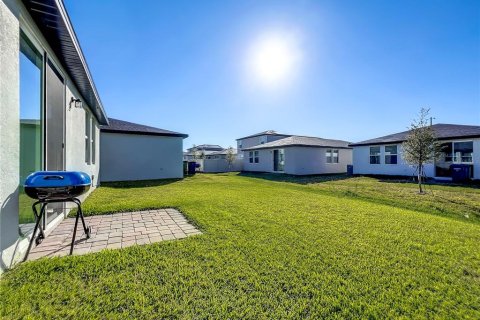 House in Winter Haven, Florida 3 bedrooms, 117.06 sq.m. № 2127876 - photo 23