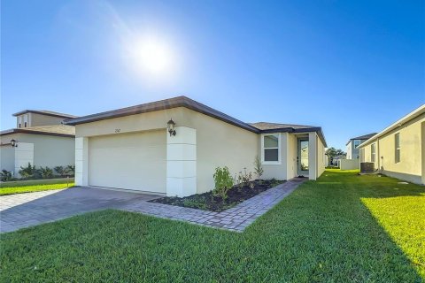 Casa en Winter Haven, Florida 3 dormitorios, 117.06 m2 № 2127876
