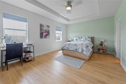 Купить виллу или дом в Хомстед, Флорида 10 комнат, 263.66м2, № 1897279 - фото 20