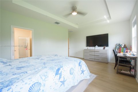 Купить виллу или дом в Хомстед, Флорида 10 комнат, 263.66м2, № 1897279 - фото 21