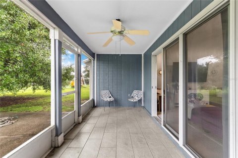 House in Lakeland, Florida 3 bedrooms, 151.15 sq.m. № 2258940 - photo 29
