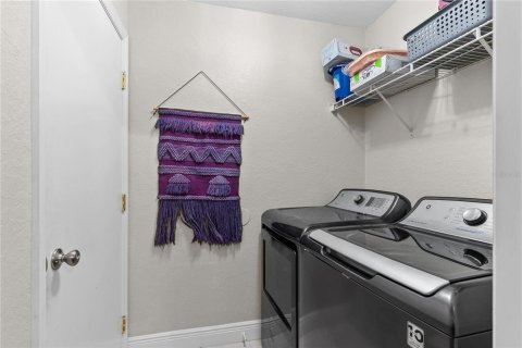 House in Lakeland, Florida 3 bedrooms, 151.15 sq.m. № 2258940 - photo 28