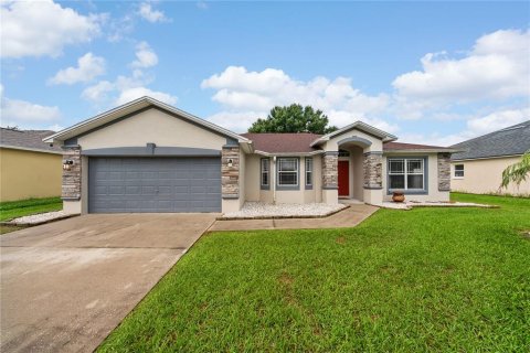 House in Lakeland, Florida 3 bedrooms, 151.15 sq.m. № 2258940