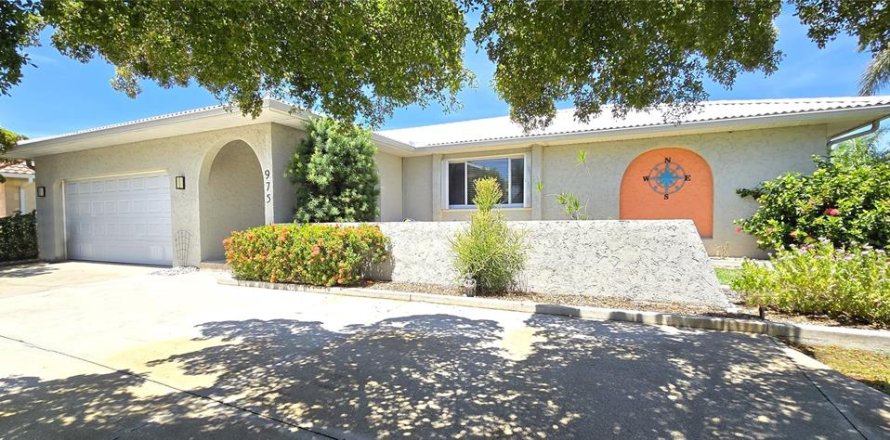 Casa en Punta Gorda, Florida 3 dormitorios, 197.42 m2 № 1903491