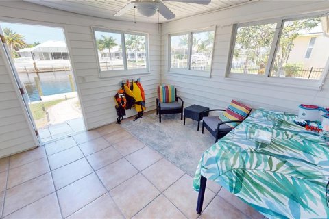 Casa en venta en Punta Gorda, Florida, 3 dormitorios, 197.42 m2 № 1903491 - foto 20