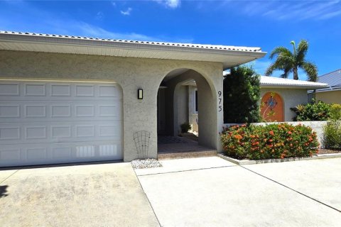 Casa en venta en Punta Gorda, Florida, 3 dormitorios, 197.42 m2 № 1903491 - foto 2