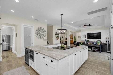 House in Orlando, Florida 6 bedrooms, 481.88 sq.m. № 1421957 - photo 22