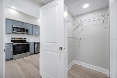 Apartment in Tampa, Florida 2 bedrooms, 85.93 sq.m. № 1916520 - photo 12