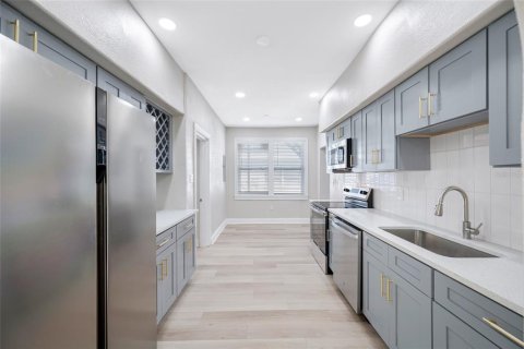Apartment in Tampa, Florida 2 bedrooms, 85.93 sq.m. № 1916520 - photo 8