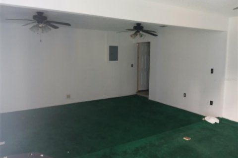 Casa en venta en Apopka, Florida, 3 dormitorios, 119.66 m2 № 2386806 - foto 4