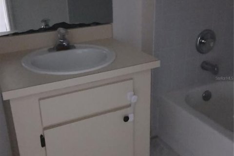 Casa en venta en Apopka, Florida, 3 dormitorios, 119.66 m2 № 2386806 - foto 6