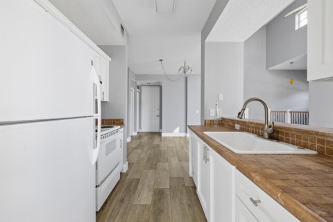 Touwnhouse à vendre à Jupiter, Floride: 3 chambres, 132.39 m2 № 2397859 - photo 4