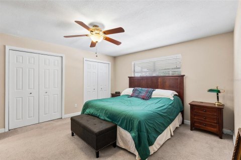 Villa ou maison à vendre à Seminole, Floride: 3 chambres, 188.78 m2 № 2339598 - photo 23