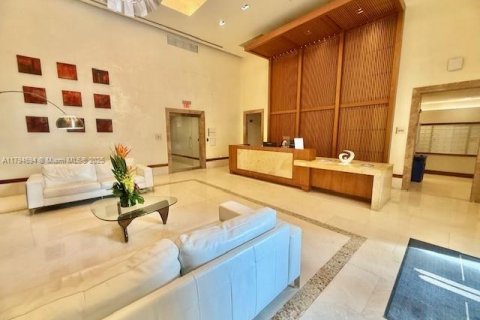 Купить кондоминиум в Майами, Флорида 1 спальня, 78.32м2, № 1939743 - фото 6