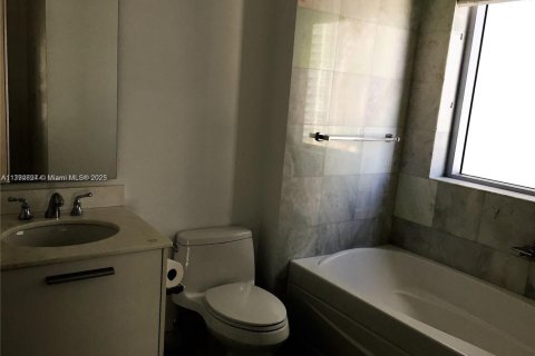 Купить кондоминиум в Майами, Флорида 1 спальня, 78.32м2, № 1939743 - фото 17