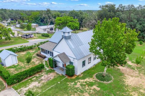 House in Astatula, Florida 2 bedrooms, 124.86 sq.m. № 2266531 - photo 5