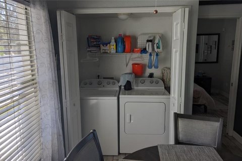 Casa en alquiler en Venice, Florida, 2 dormitorios, 98.85 m2 № 232963 - foto 18