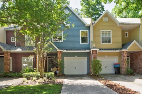 Townhouse in Gainesville, Florida 3 bedrooms, 147.16 sq.m. № 1740654 - photo 1