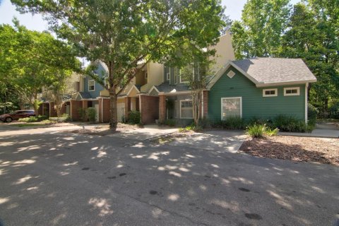 Townhouse in Gainesville, Florida 3 bedrooms, 147.16 sq.m. № 1740654 - photo 19