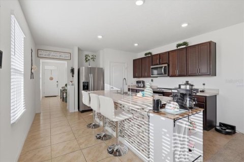 House in Davenport, Florida 3 bedrooms, 152.82 sq.m. № 2218490 - photo 14
