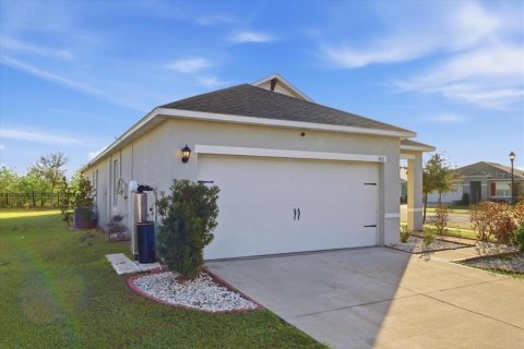 House in Davenport, Florida 3 bedrooms, 152.82 sq.m. № 2218490 - photo 3
