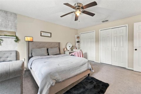 Villa ou maison à vendre à Apopka, Floride: 4 chambres, 259.57 m2 № 2403193 - photo 11