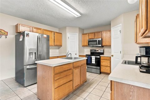 Villa ou maison à vendre à Apopka, Floride: 4 chambres, 259.57 m2 № 2403193 - photo 3