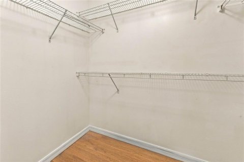 Villa ou maison à vendre à Apopka, Floride: 4 chambres, 259.57 m2 № 2403193 - photo 18